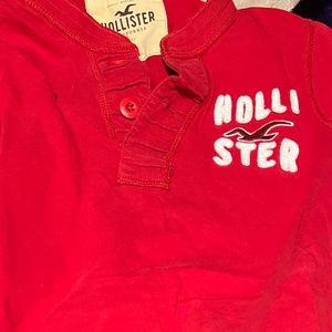 Hollister half button up shirt size s